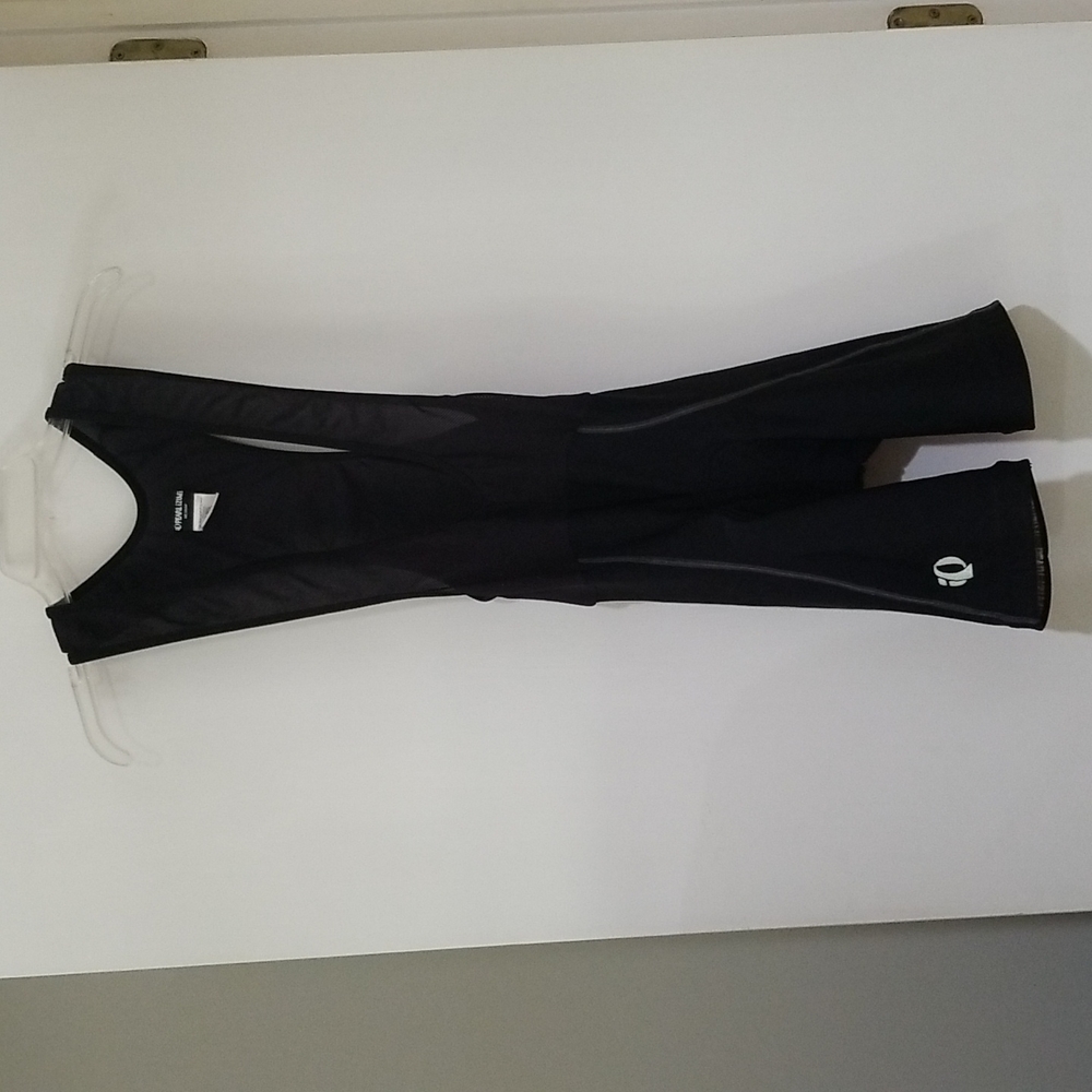 Pearl Izumi men's medium black cycling bib mesh